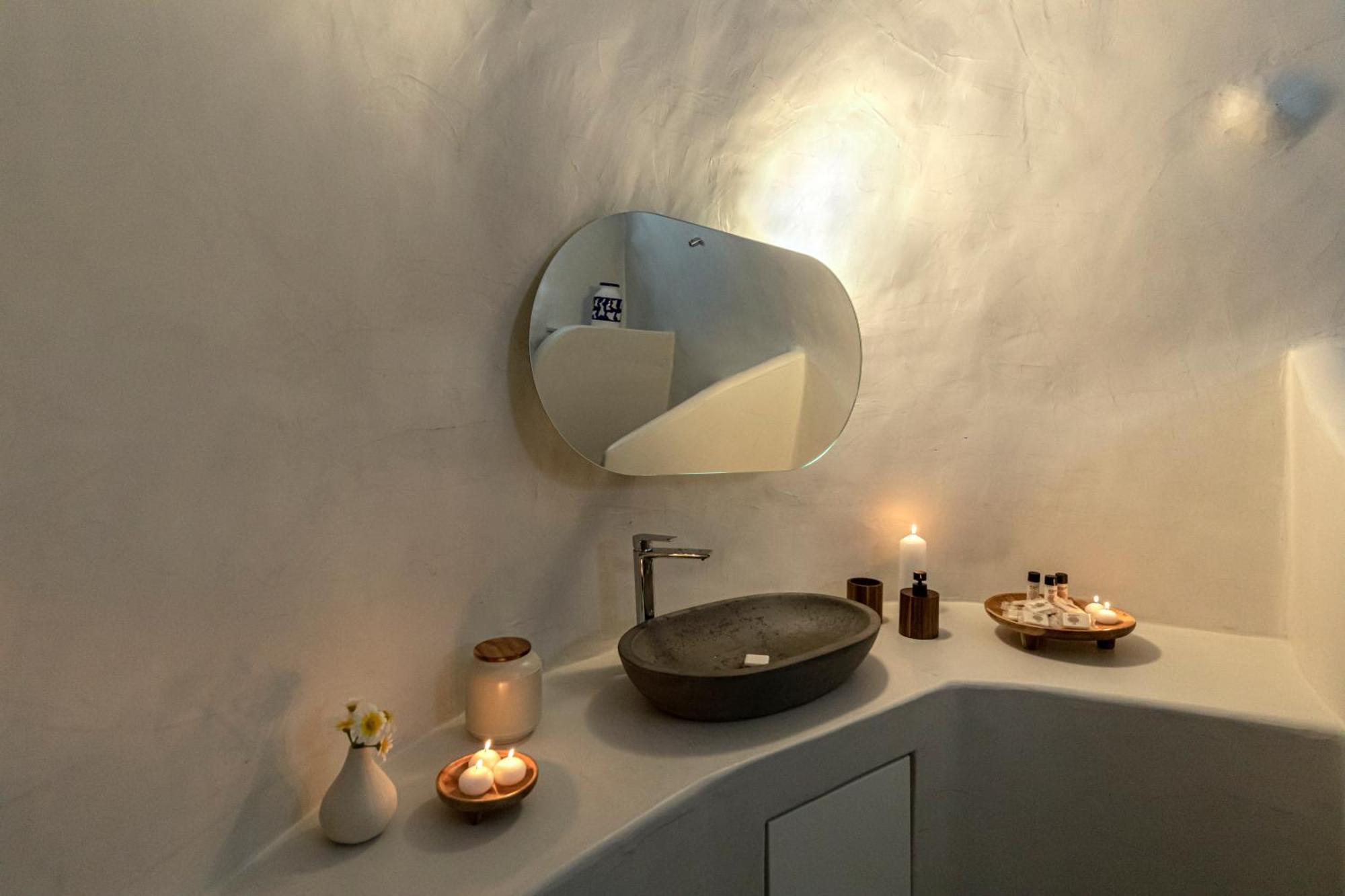 White Cave By Caldera Houses Oia  Exterior photo